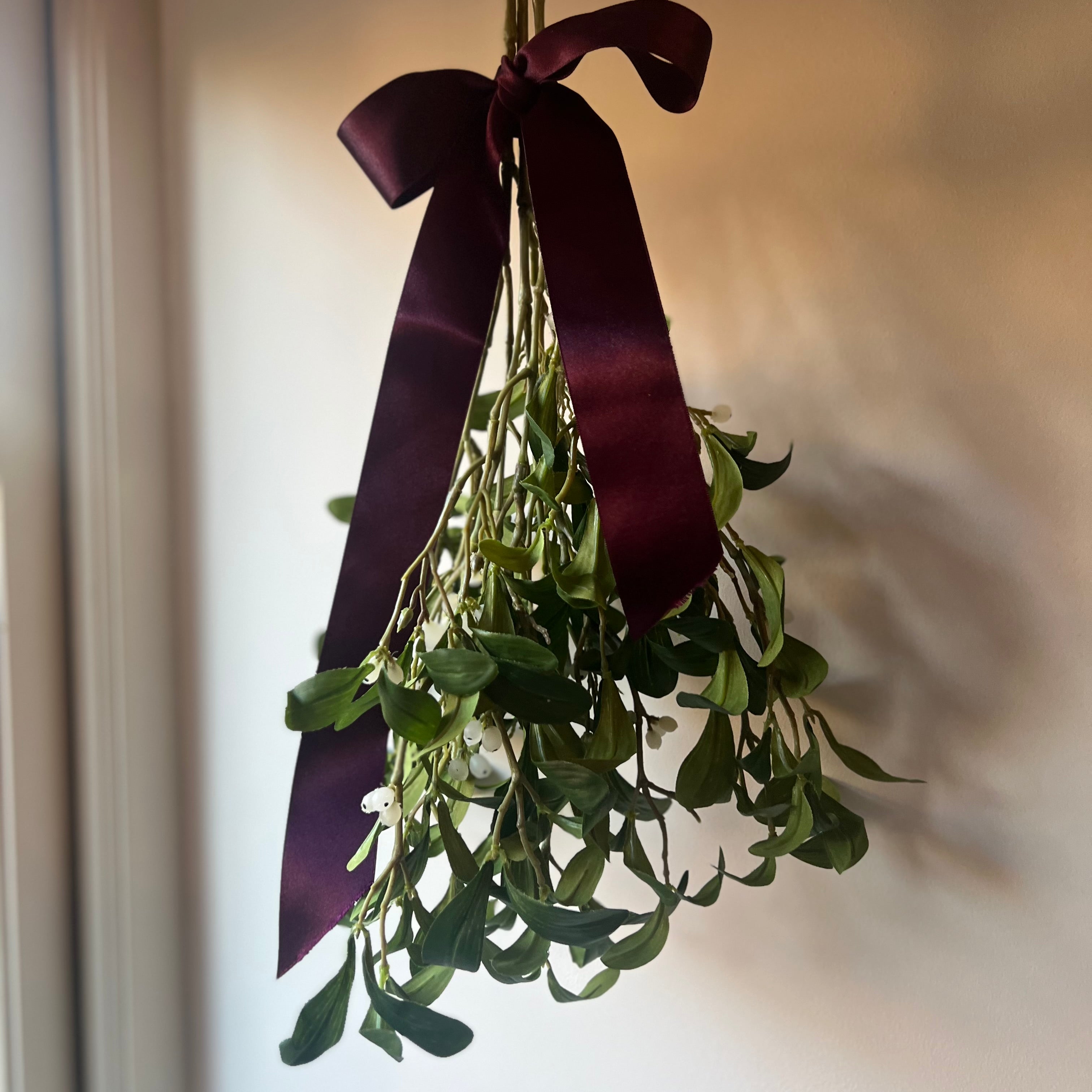 MISTLETOE BUNCH