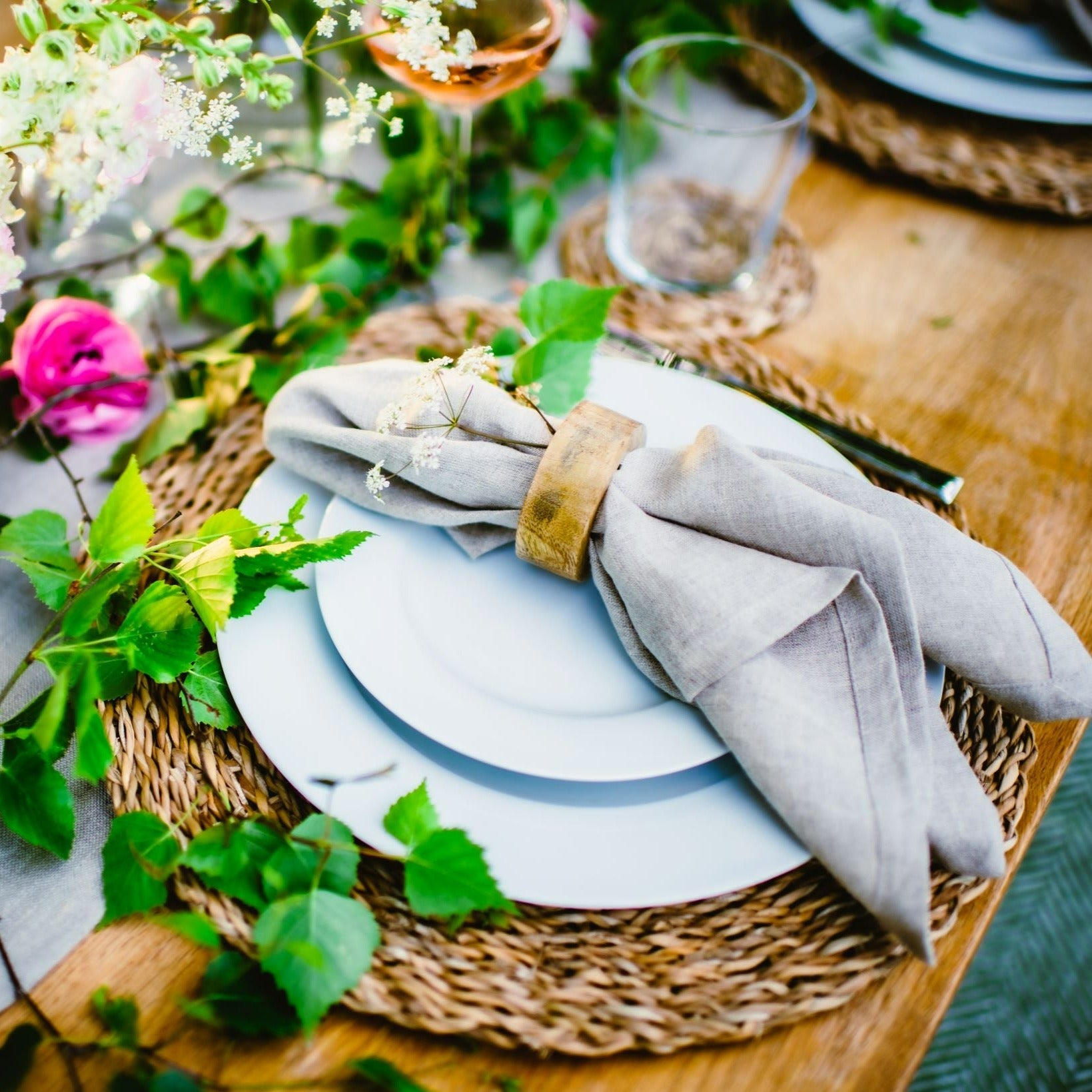 LINEN NAPKINS