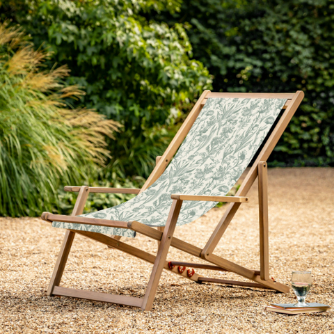 FLORAL DECK CHAIR